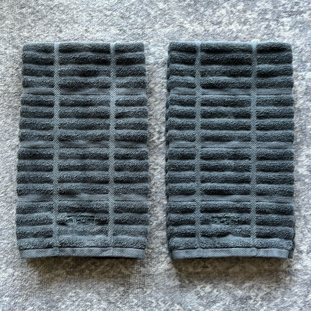 All Clad kitchen towel set